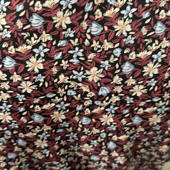 BCBG Ruffled Floral Print Surplice Romper, Size Small - Picture 13 of 14